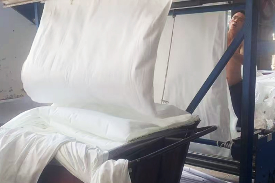 Farbiarska továrenská výroba-sivá flip oblasť