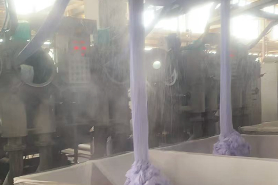 Farbenie továrenskej výroby-polotovaru z valca